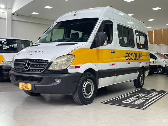 MERCEDES-BENZ SPRINTER 2.2 VAN 415 CDI TETO ALTO DIESEL 3P MANUAL